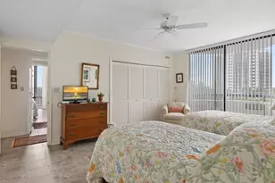 6075 Pelican Bay Blvd, Naples, FL 34108 - Photo 26
