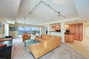 1275 Gulf Shore Blvd N, Naples, FL 34102 - Photo 28