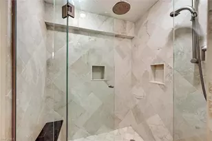 1275 Gulf Shore Blvd N, Naples, FL 34102 - Photo 38