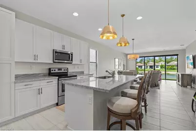 8968 Madrid Cir, Naples, FL 34104 - Photo 18