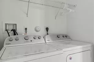 8968 Madrid Cir, Naples, FL 34104 - Photo 10