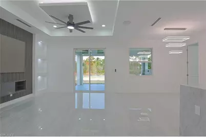 1011 Eighth Ave, Lehigh Acres, FL 33972 - Photo 10