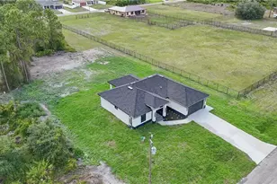 1011 Eighth Ave, Lehigh Acres, FL 33972 - Photo 38