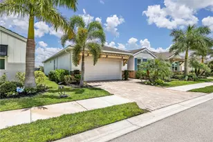 28029 Sanibel Sands St, Bonita Springs, FL 34135 - Photo 4