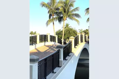 6112 Towncenter Cir, Naples, FL 34119 - Photo 18