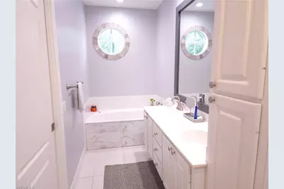 6112 Towncenter Cir, Naples, FL 34119 - Photo 8
