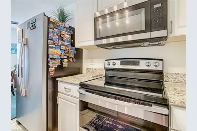 4625 Bayshore Dr #D8, Naples, FL 34112 - Photo 10