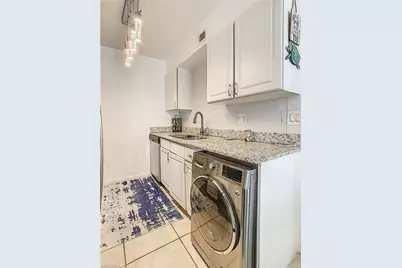 4625 Bayshore Dr #D8, Naples, FL 34112 - Photo 28