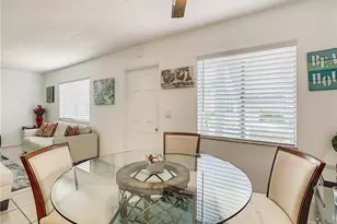 4625 Bayshore Dr, Naples, FL 34112 - Photo 16