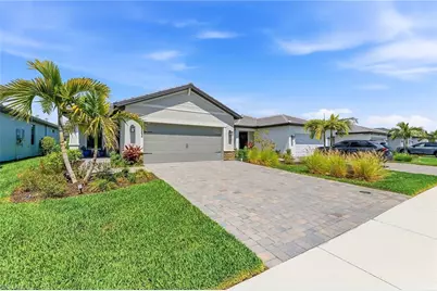 24882 Marina Del Ray Dr, Bonita Springs, FL 34135 - Photo 2