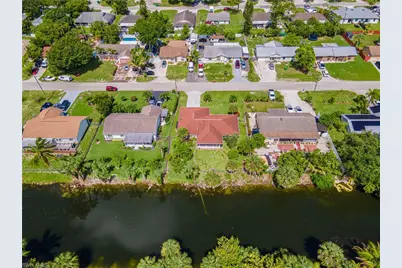2100 55th St SW, Naples, FL 34116 - Photo 34
