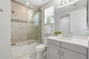 8066 Signature Club Cir, Naples, FL 34113 - Photo 32