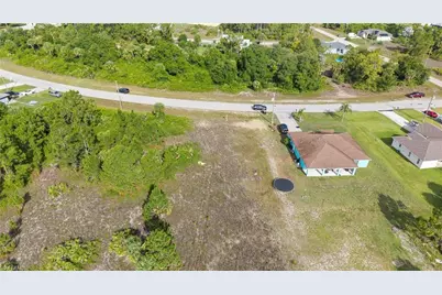 1050 Grant Blvd, Lehigh Acres, FL 33974 - Photo 14