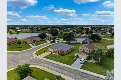 18330 Beauty Berry Ct, Lehigh Acres, FL 33972 - Photo 40