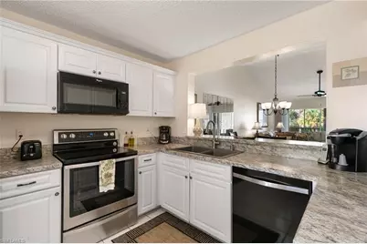 685 Squire Cir #204, Naples, FL 34104 - Photo 10