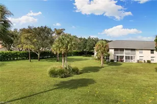 685 Squire Cir, Naples, FL 34104 - Photo 22