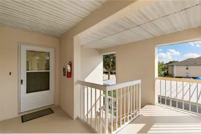 685 Squire Cir #204, Naples, FL 34104 - Photo 4