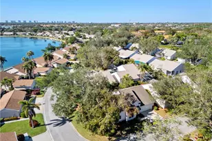 2662 Aft Ave, Naples, FL 34109 - Photo 30