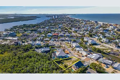 311 Donora Blvd, Fort Myers Beach, FL 33931 - Photo 10