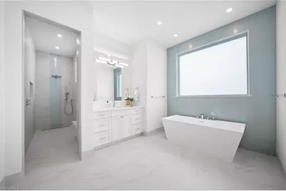 623 Park Shore Dr, Naples, FL 34103 - Photo 18