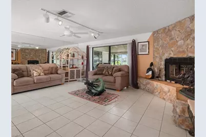 2428 Duchess Ct, Naples, FL 34112 - Photo 10