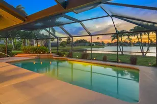 2428 Duchess Ct, Naples, FL 34112 - Photo 4