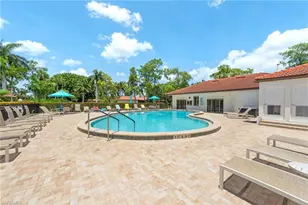 1055 Forest Lakes Dr, Naples, FL 34105 - Photo 28