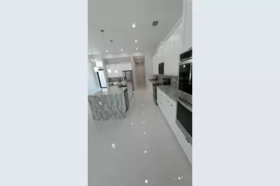 563 15th St NW, Naples, FL 34120 - Photo 10
