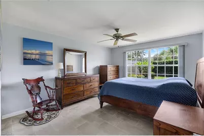 3343 Cayman Ln, Naples, FL 34119 - Photo 20