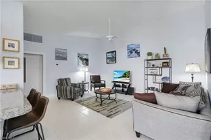 3343 Cayman Ln, Naples, FL 34119 - Photo 6