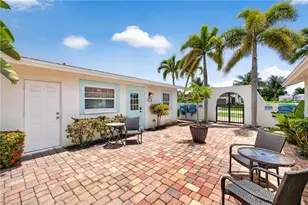 563 105th Ave N, Naples, FL 34108 - Photo 2