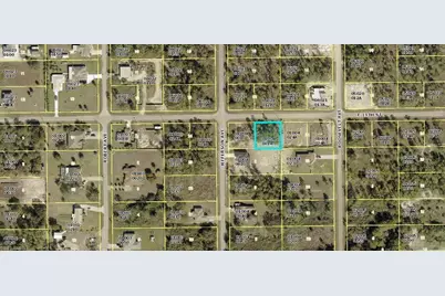 2602 E 13th St, Lehigh Acres, FL 33972 - Photo 2