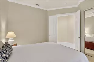 4695 Navassa Ln, Naples, FL 34119 - Photo 34
