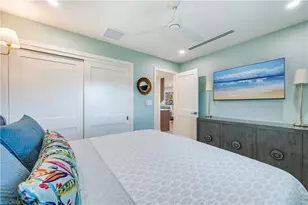1021 3rd St S, Naples, FL 34102 - Photo 18