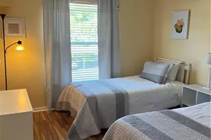 185 Grand Oaks Way, Naples, FL 34110 - Photo 6