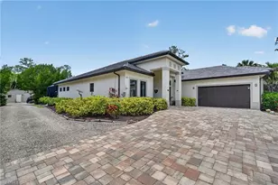 163 19th St NW, Naples, FL 34120 - Photo 2