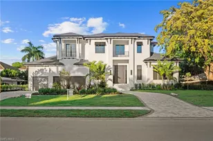 3840 Crayton Rd, Naples, FL 34103 - Photo 4