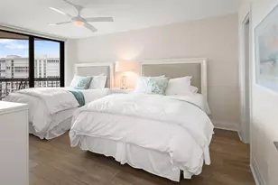 4551 Gulf Shore Blvd N, Naples, FL 34103 - Photo 28