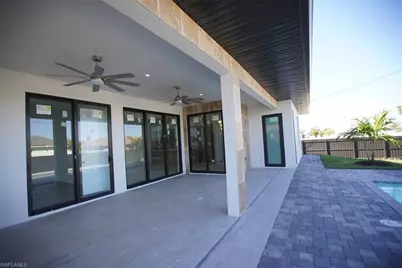 1817 NE 17th St, Cape Coral, FL 33909 - Photo 26