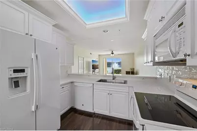 2810 Cypress Trace Cir #2112, Naples, FL 34119 - Photo 4