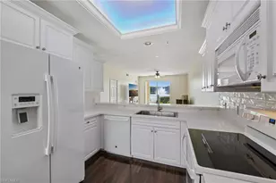2810 Cypress Trace Cir, Naples, FL 34119 - Photo 4