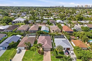 736 110th Ave N, Naples, FL 34108 - Photo 2