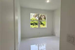 718 Chattman St E, Lehigh Acres, FL 33974 - Photo 16