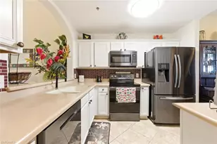 6828 Sterling Greens Pl, Naples, FL 34104 - Photo 8