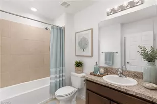 722 Hadley Pl W, Naples, FL 34104 - Photo 12