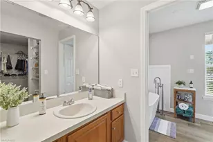 17900 Devore Ln, Fort Myers, FL 33913 - Photo 22