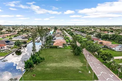 119 Aviation Pkwy, Cape Coral, FL 33904 - Photo 4