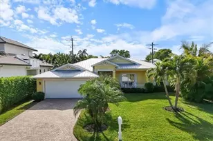 732 7th Ave N, Naples, FL 34102 - Photo 6