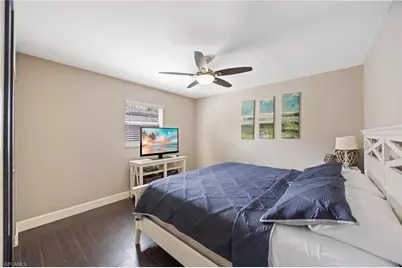 856 104th Ave N, Naples, FL 34108 - Photo 16