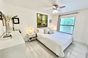 2499 River Reach Dr, Naples, FL 34104 - Photo 24